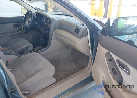 2001 Subaru Legacy Wagon z USA, uszkodzony, nr VIN 4S3BH665417627803